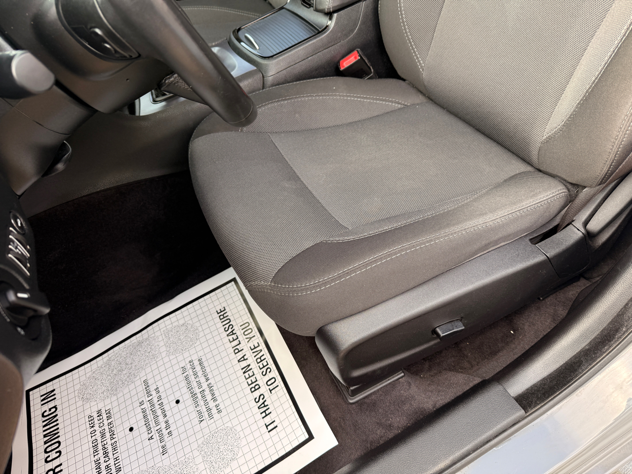 Dodge Charger SE 2017