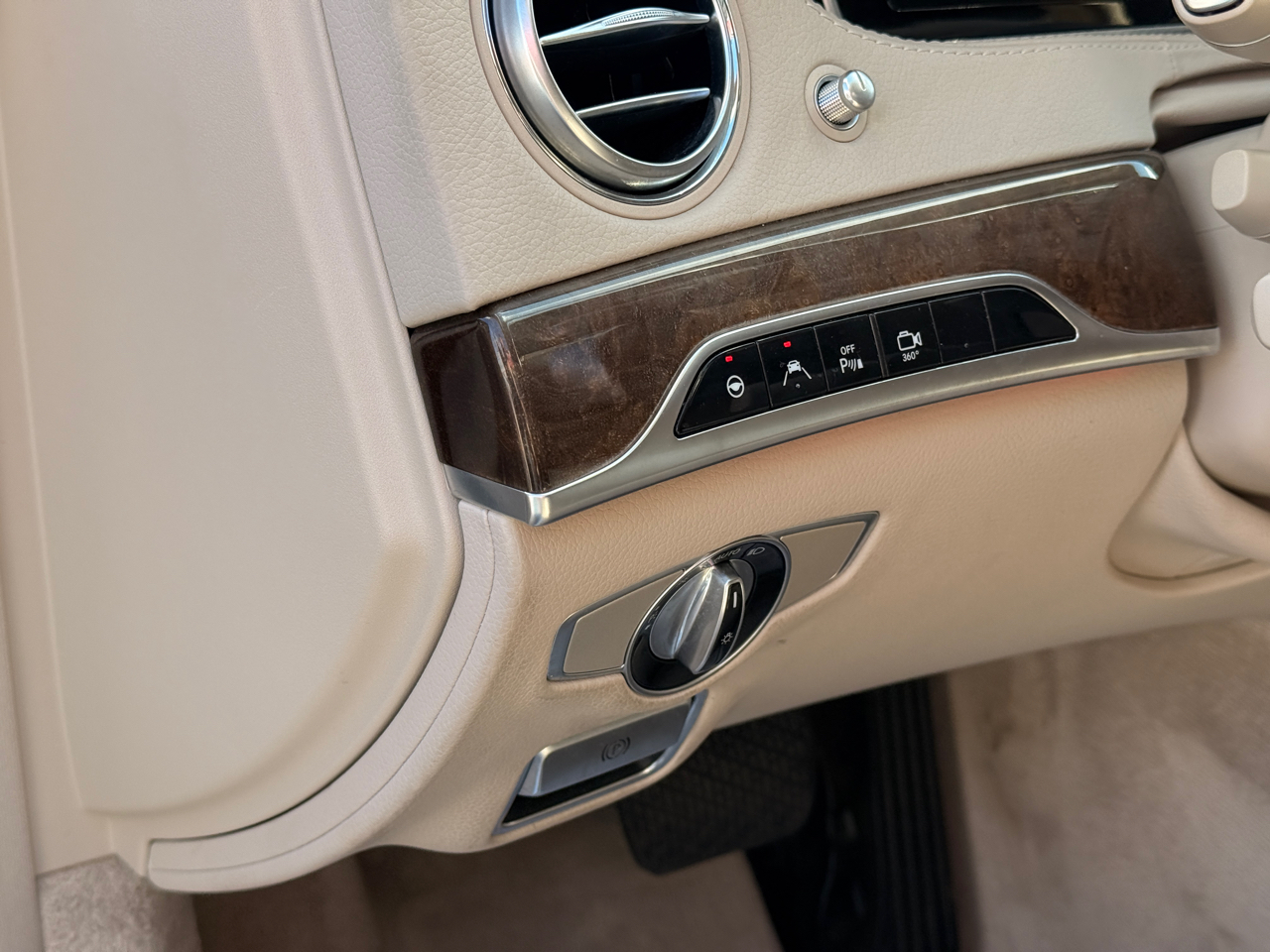 Mercedes-Benz S-Class S550 4MATIC 2017