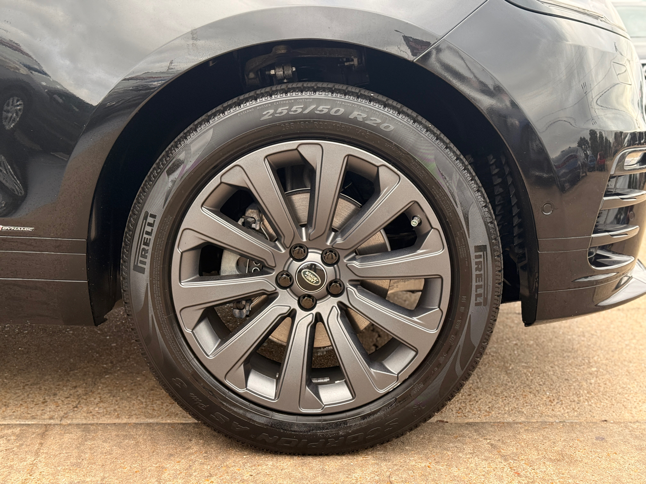 Land Rover Range Rover Velar R-Dynamic SE 2018