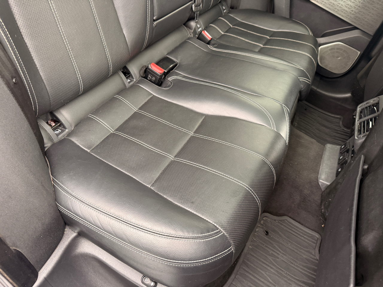 Land Rover Range Rover Velar R-Dynamic SE 2018