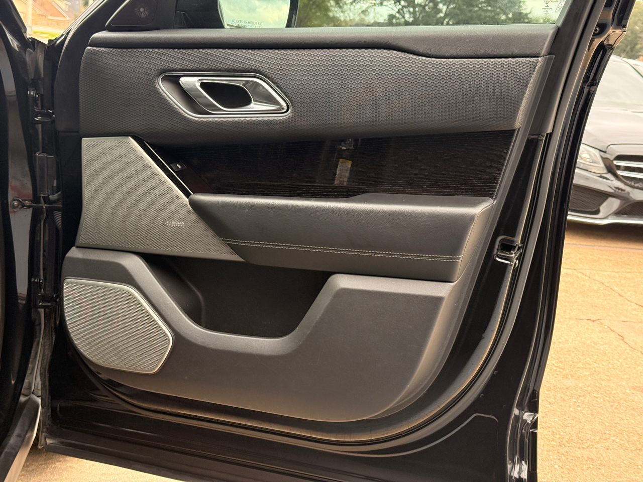 Land Rover Range Rover Velar R-Dynamic SE 2018