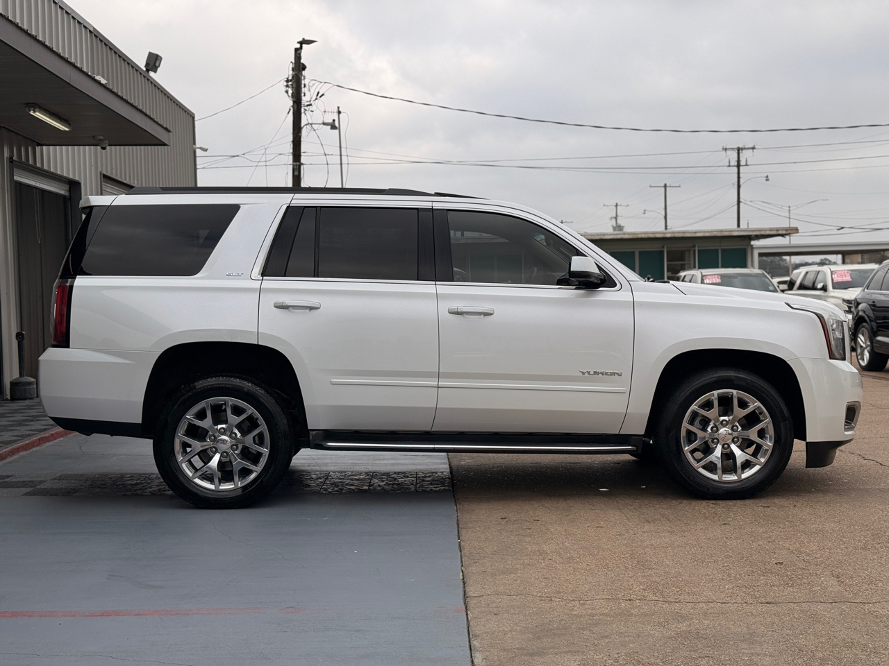 GMC Yukon SLT 2WD 2017