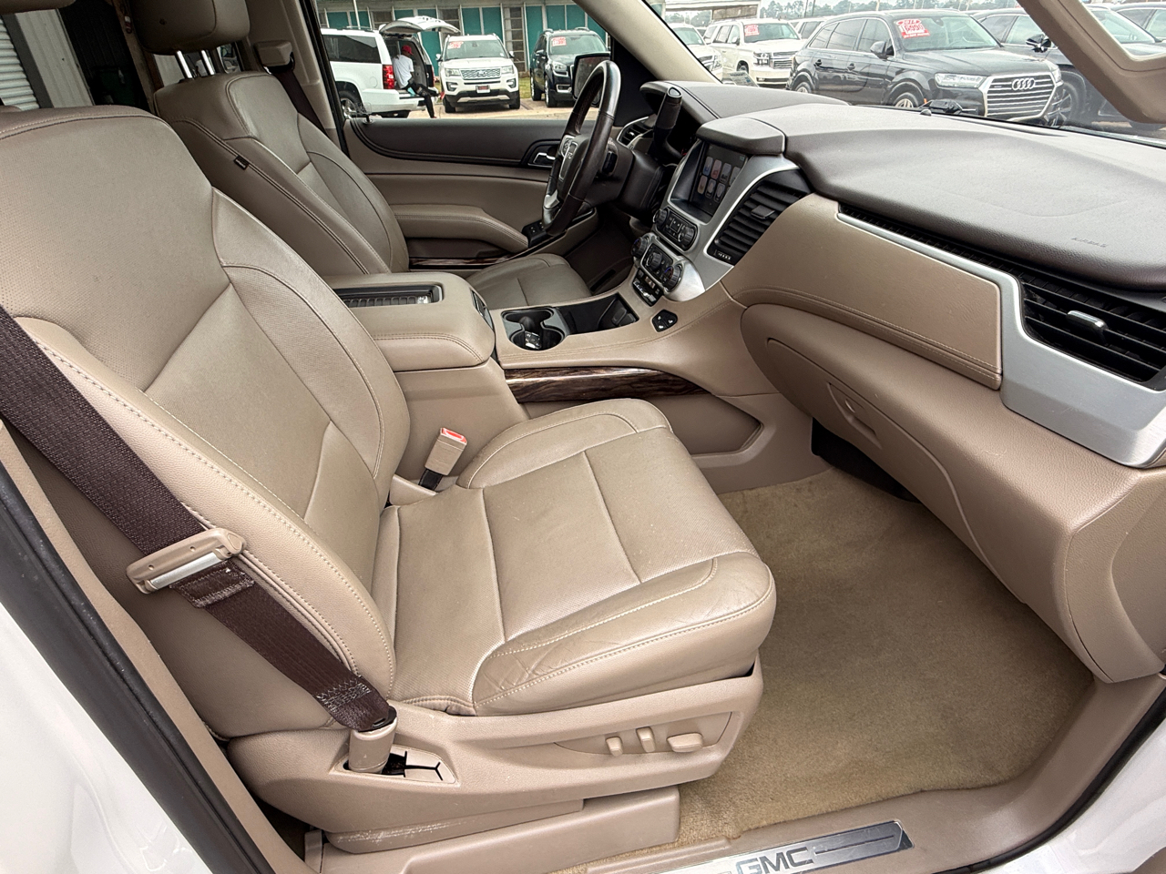 GMC Yukon SLT 2WD 2017