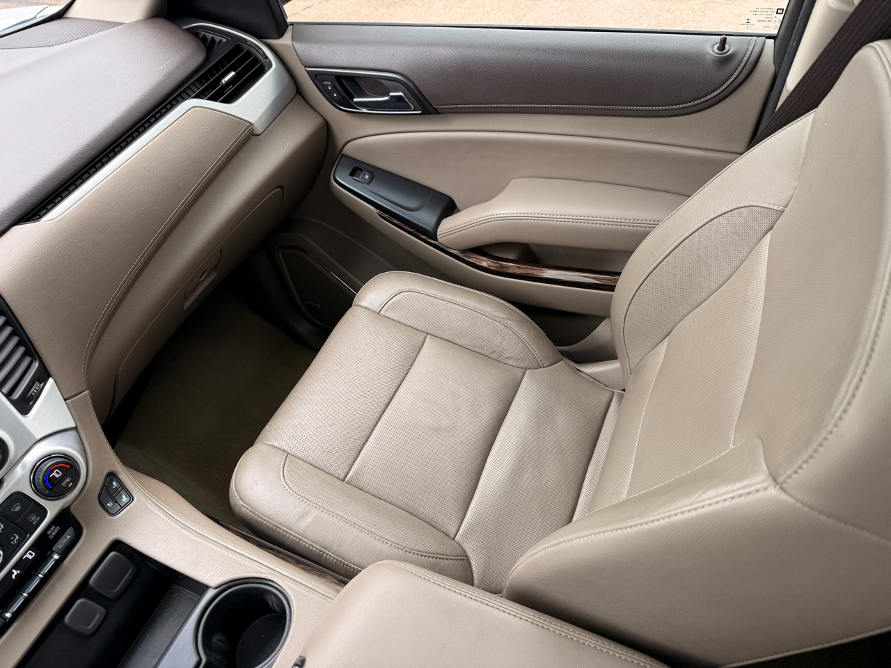 GMC Yukon SLT 2WD 2017