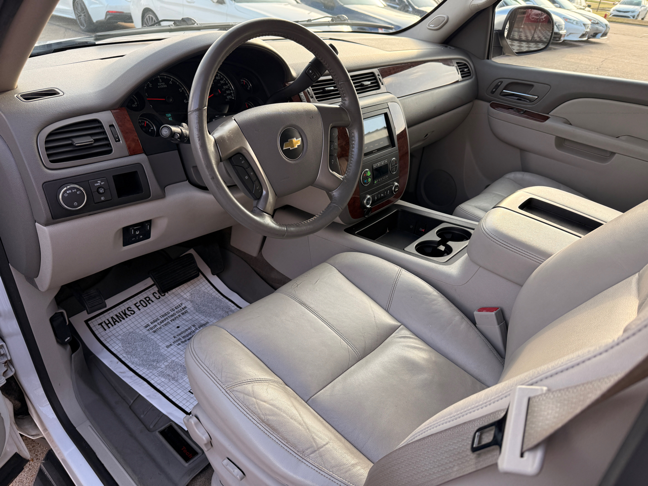 Chevrolet Suburban LT 1500 2WD 2013