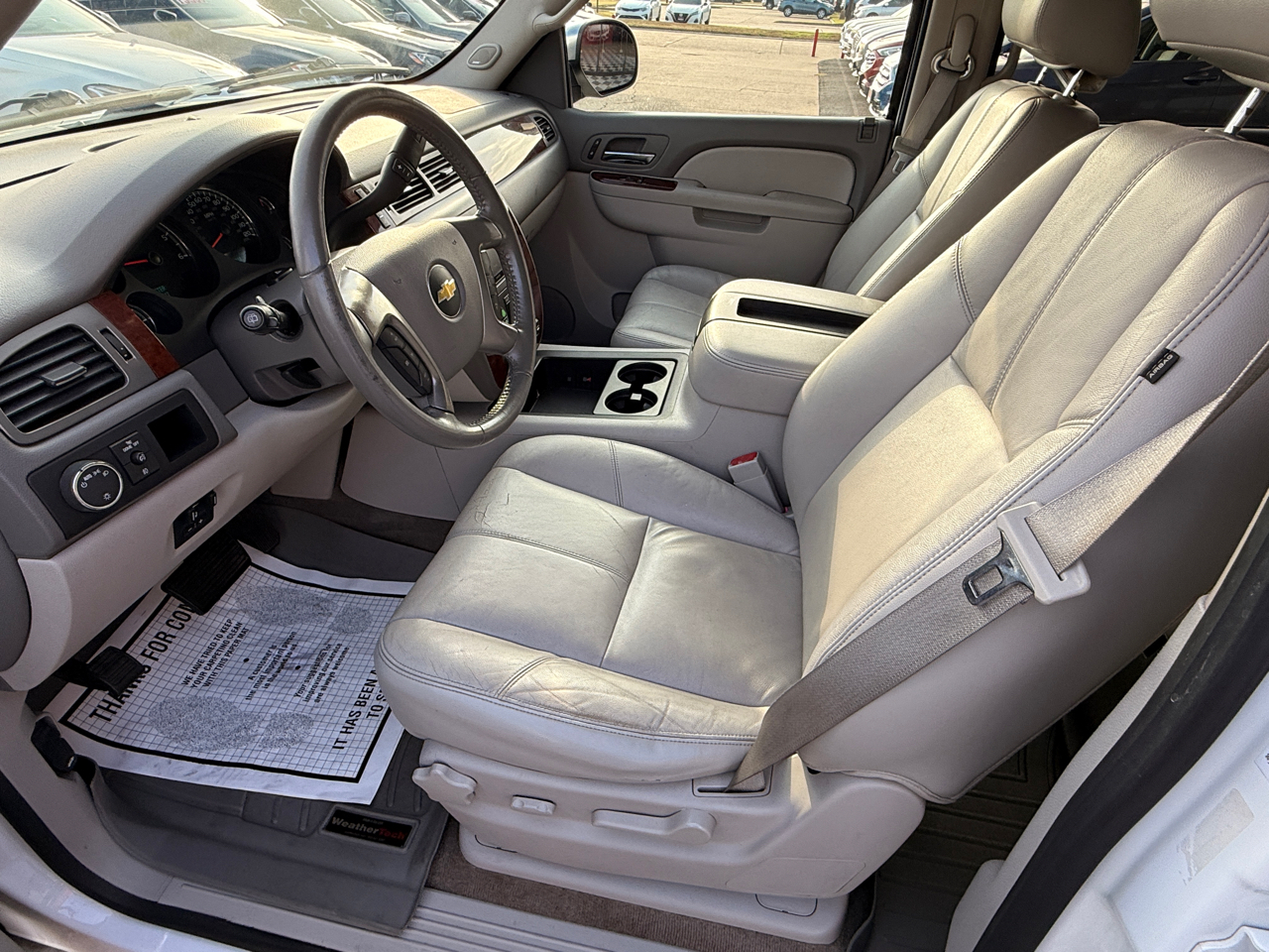 Chevrolet Suburban LT 1500 2WD 2013