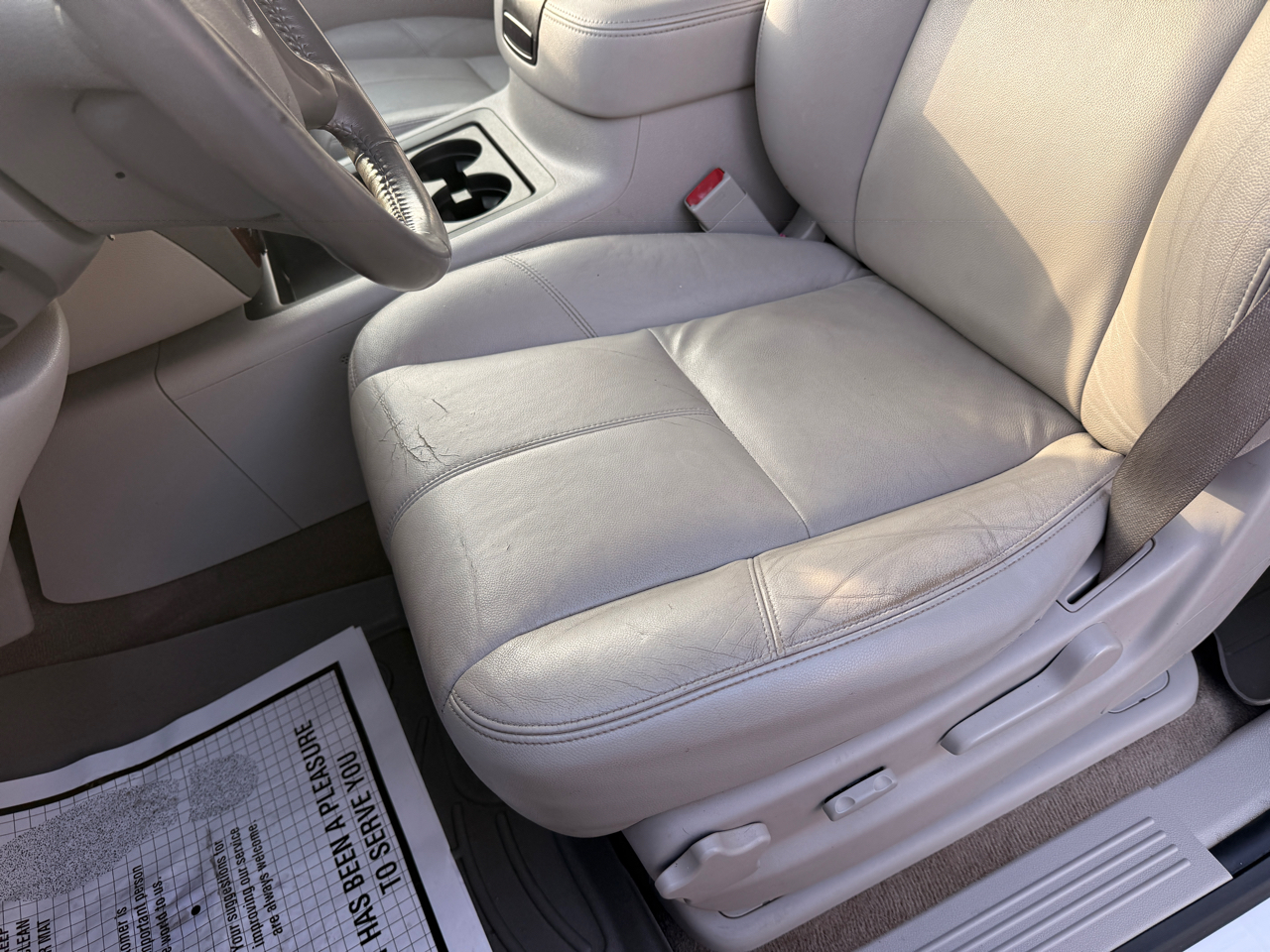 Chevrolet Suburban LT 1500 2WD 2013