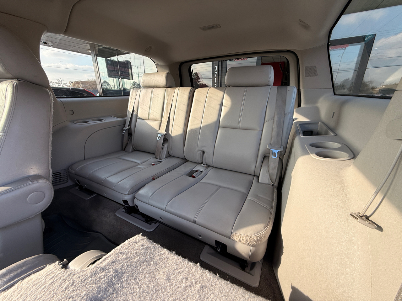 Chevrolet Suburban LT 1500 2WD 2013