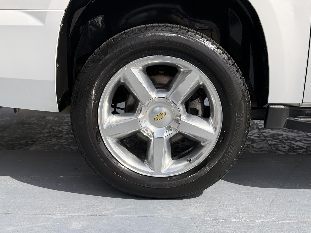 Chevrolet Suburban LT 1500 2WD 2013