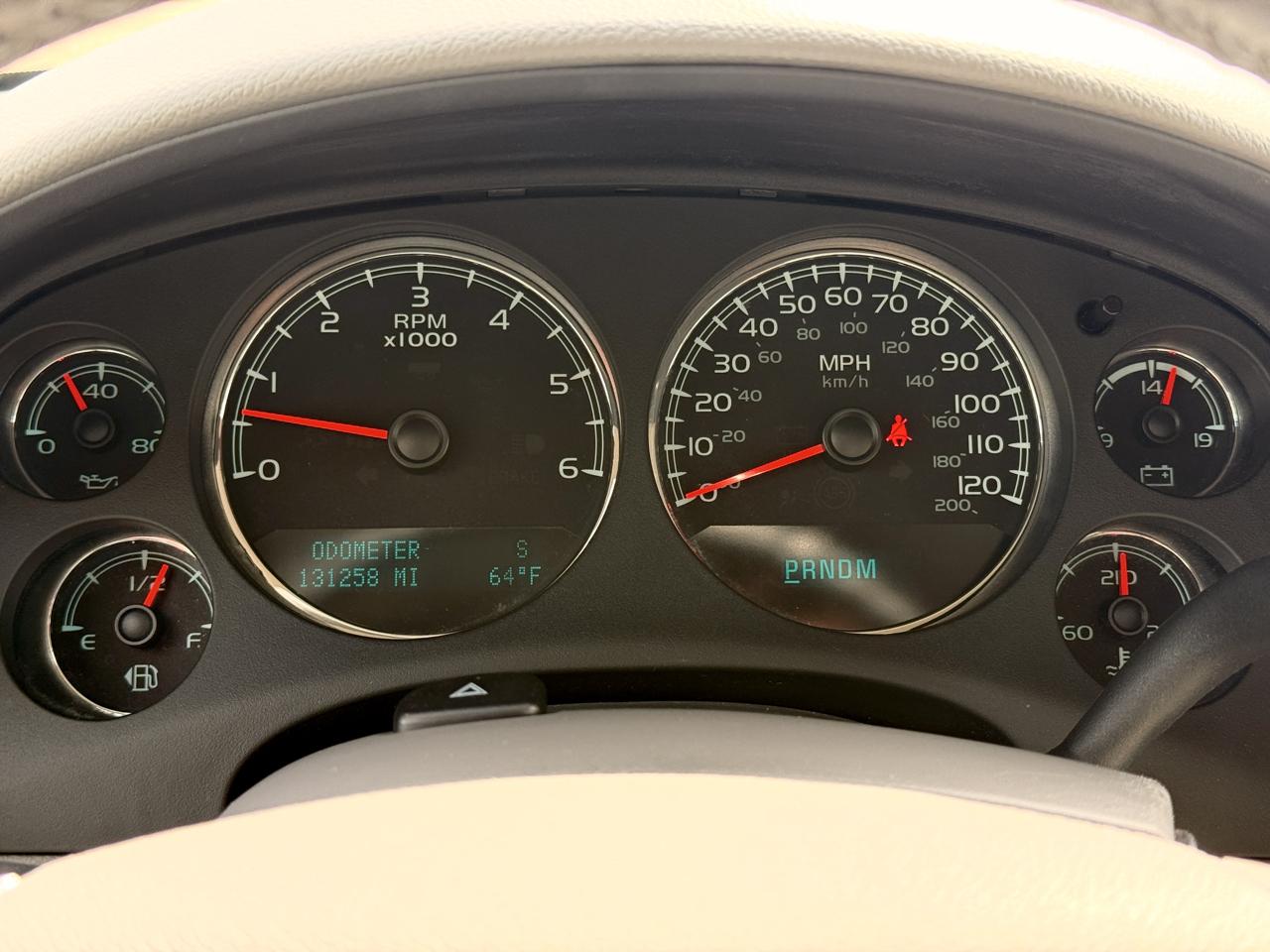 Chevrolet Suburban LT 1500 2WD 2013