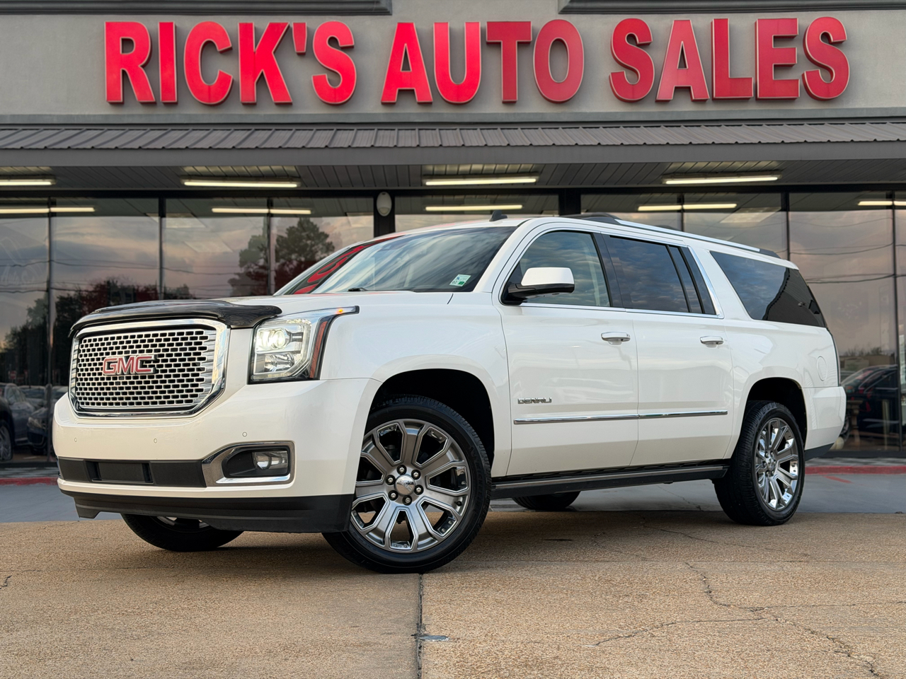 GMC Yukon Denali XL 2WD 2015