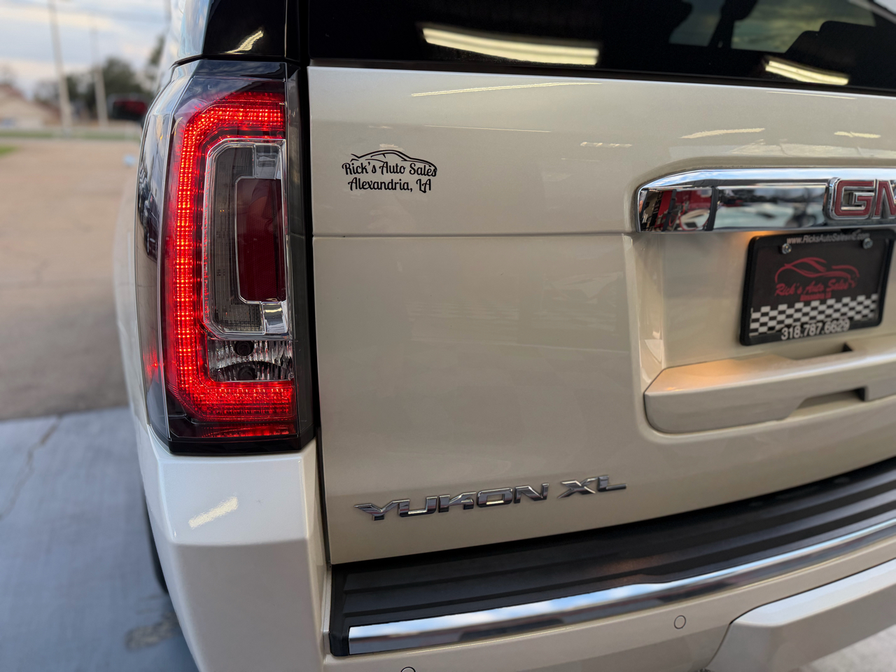 GMC Yukon Denali XL 2WD 2015