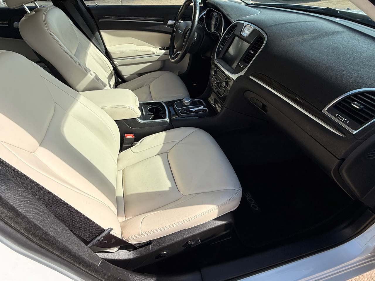 Chrysler 300 Limited RWD 2015