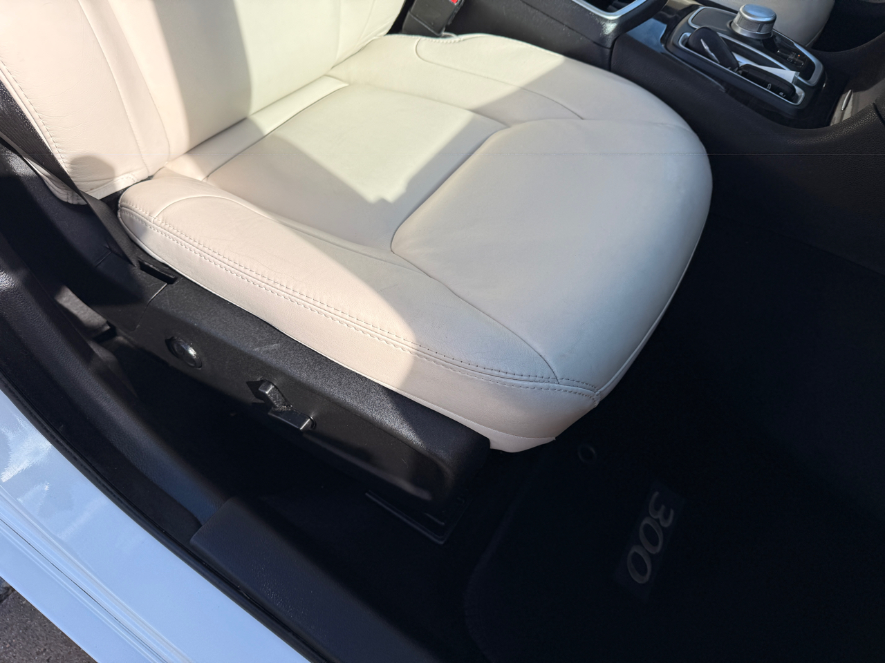 Chrysler 300 Limited RWD 2015