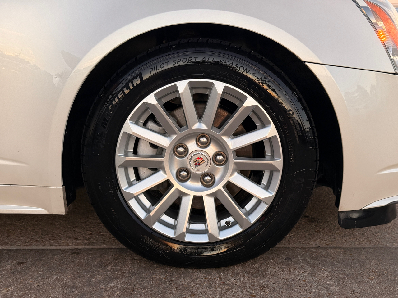 Cadillac CTS 3.0L Luxury 2010