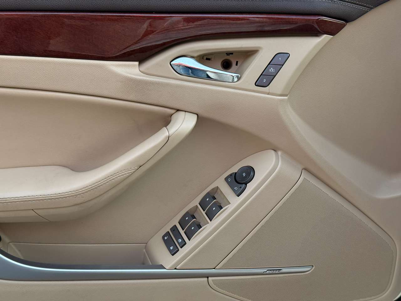 Cadillac CTS 3.0L Luxury 2010