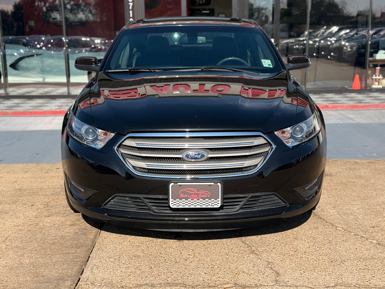 Ford Taurus SEL FWD 2015