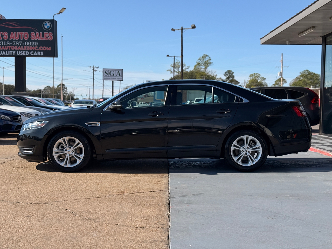 Ford Taurus SEL FWD 2015