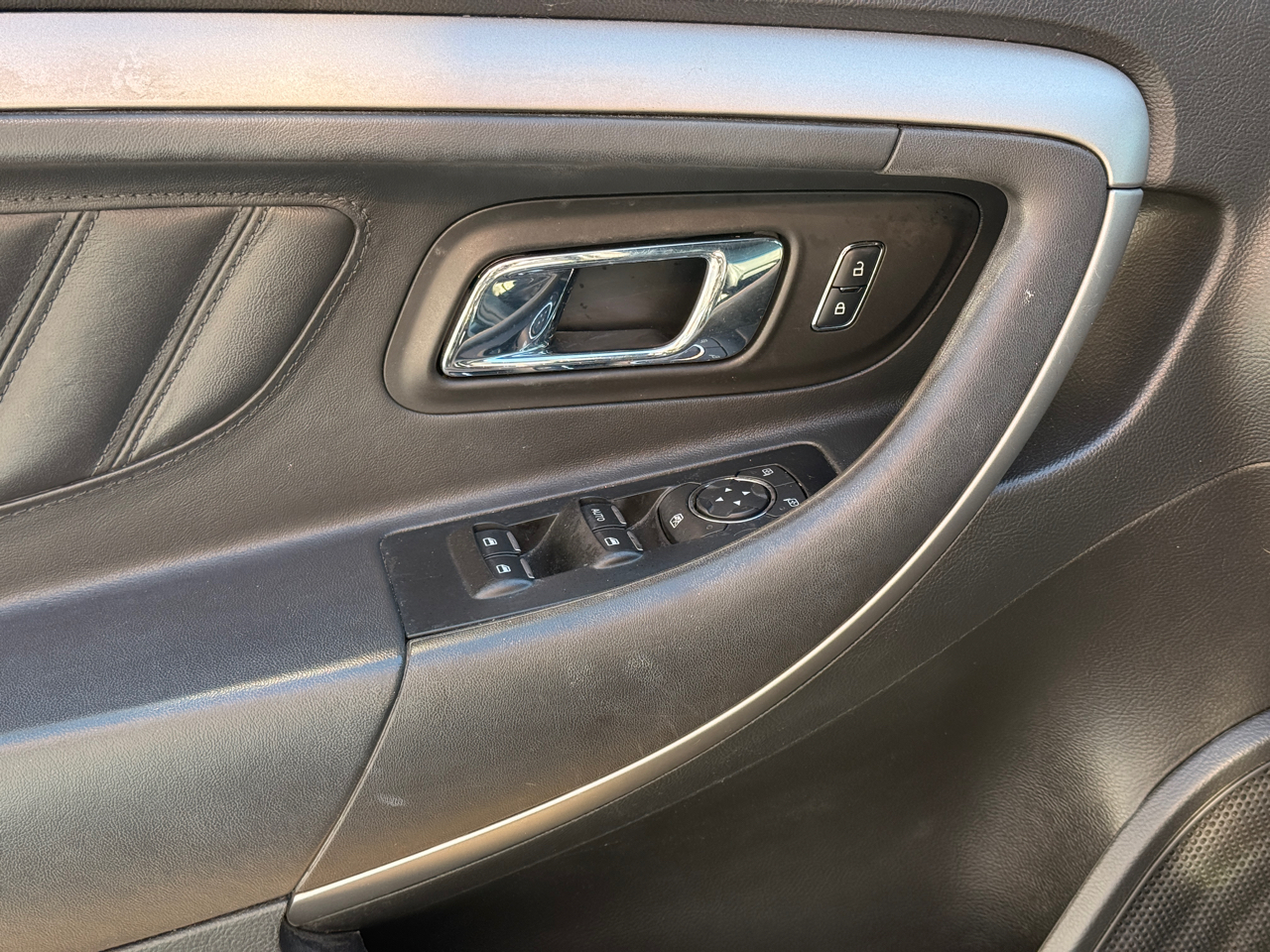 Ford Taurus SEL FWD 2015