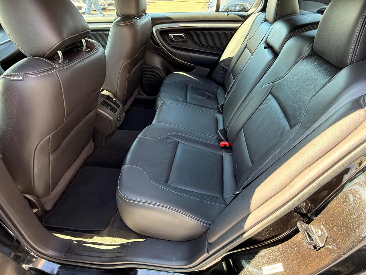 Ford Taurus SEL FWD 2015