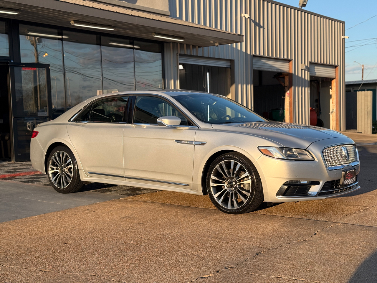 Lincoln Continental Select 2017