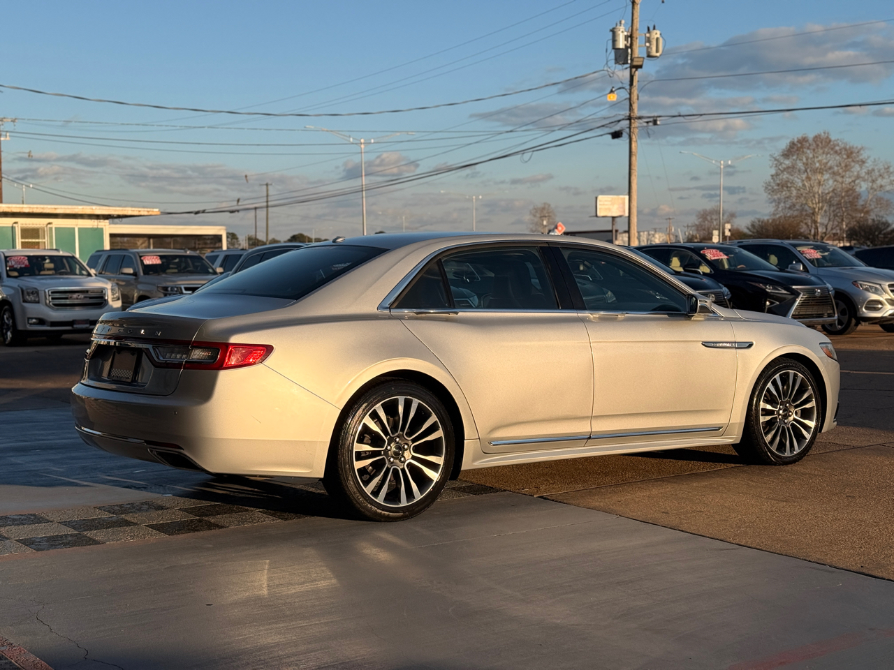Lincoln Continental Select 2017