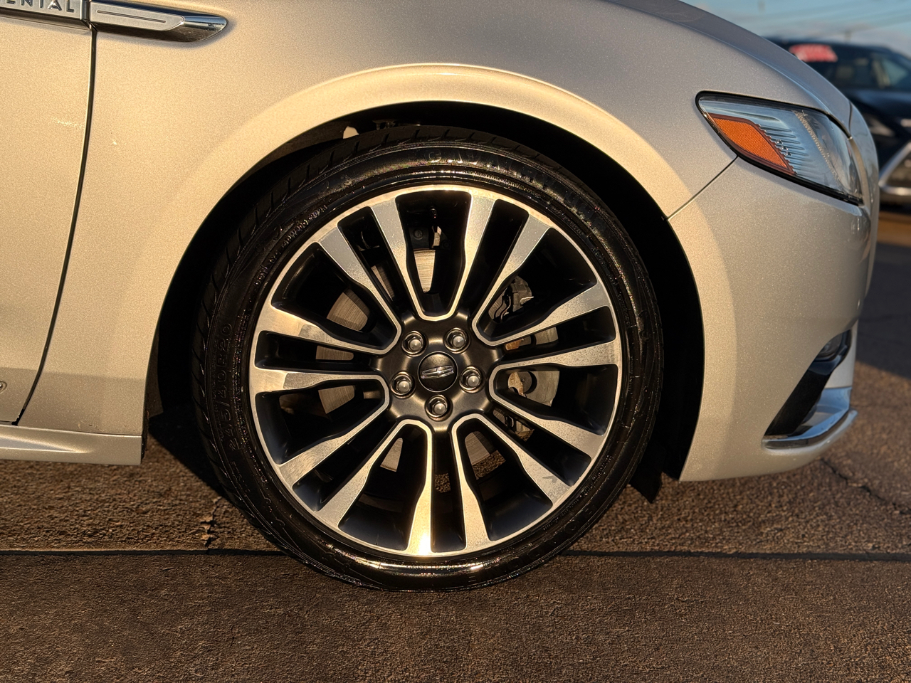 Lincoln Continental Select 2017