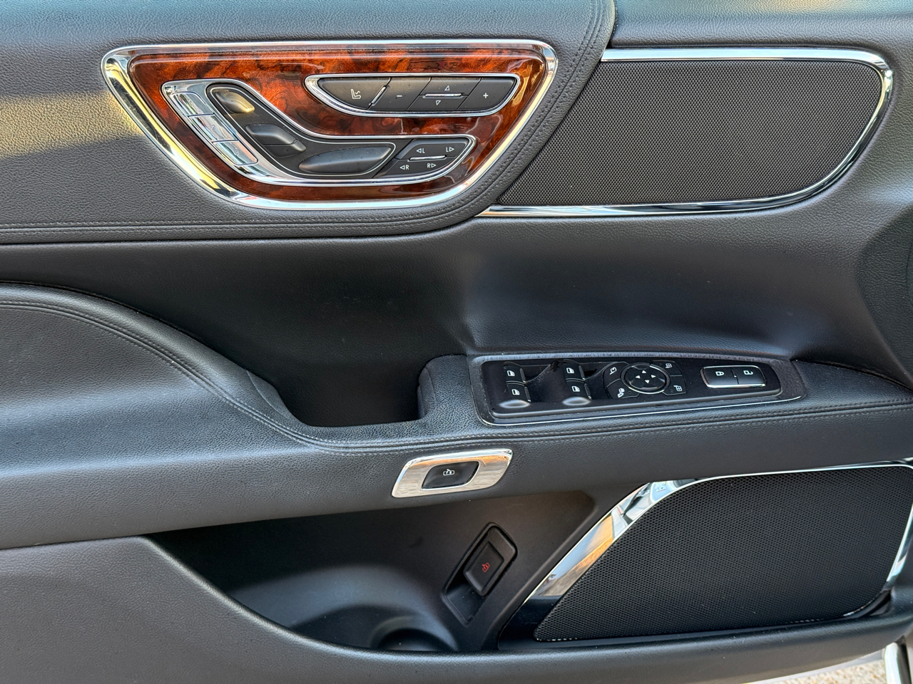 Lincoln Continental Select 2017