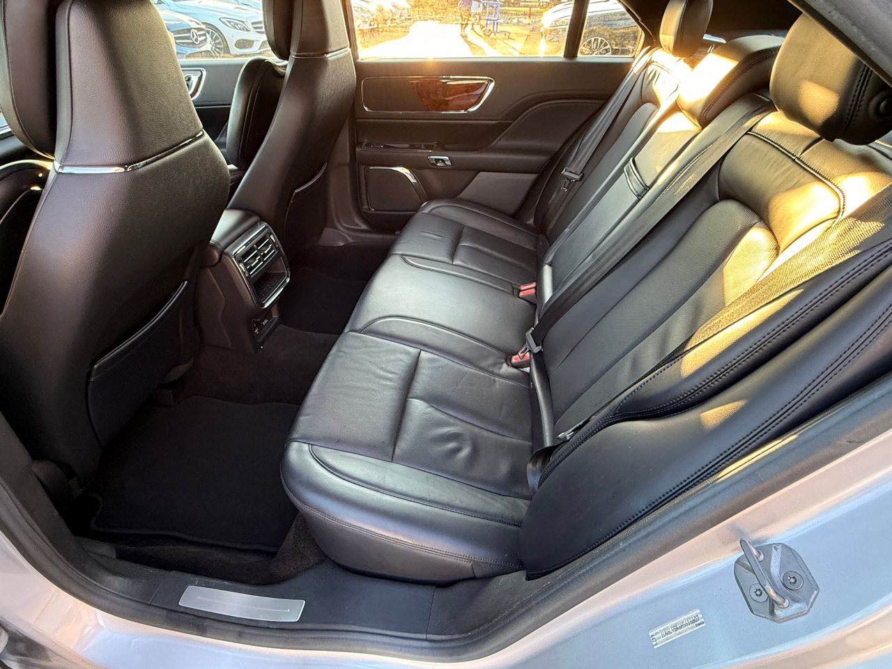 Lincoln Continental Select 2017