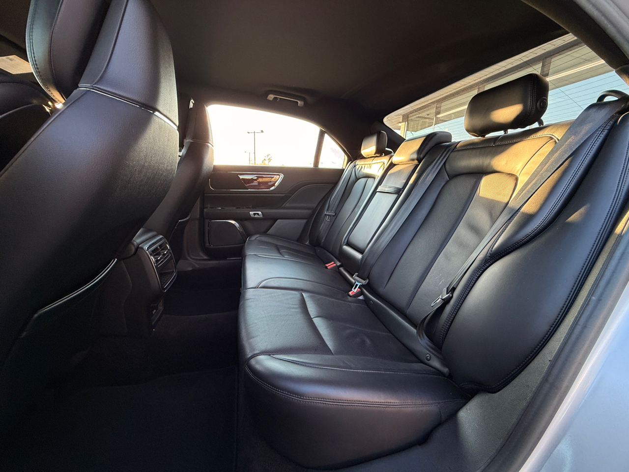 Lincoln Continental Select 2017