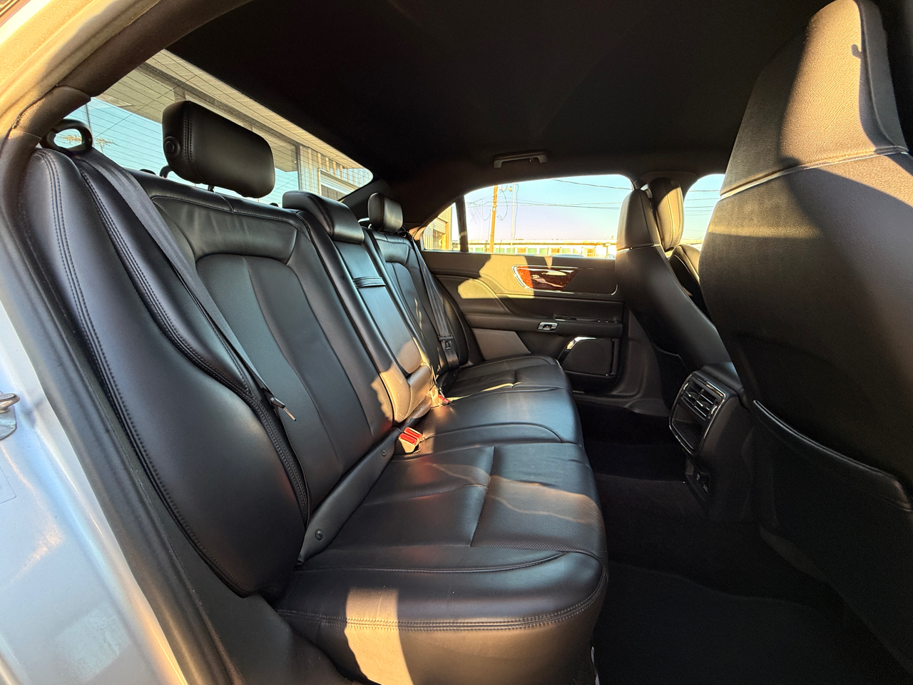 Lincoln Continental Select 2017