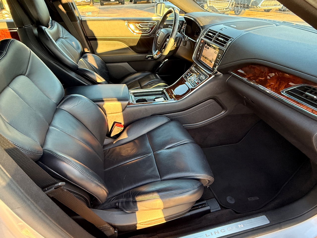 Lincoln Continental Select 2017