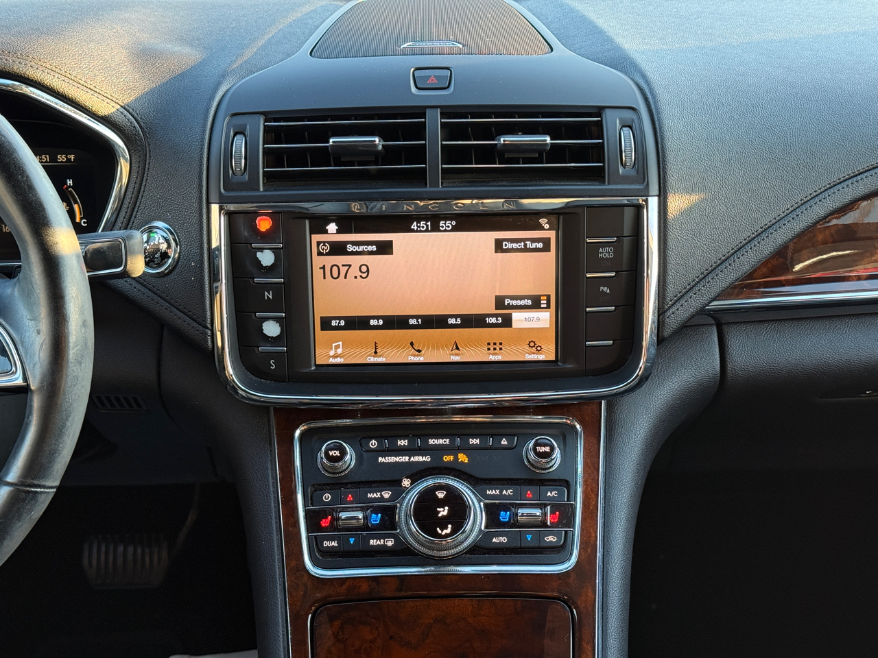 Lincoln Continental Select 2017