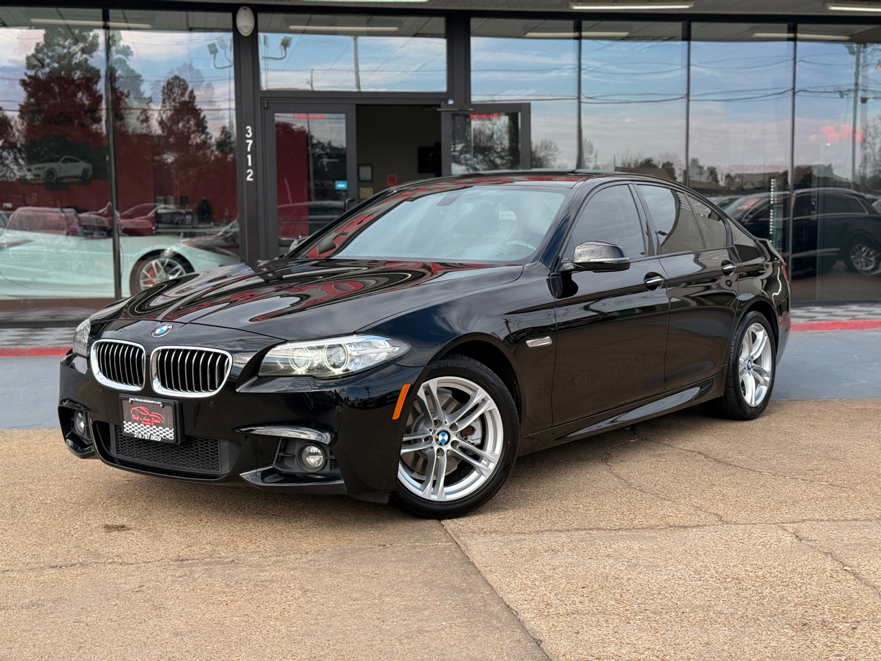 BMW 5-Series 528i 2015