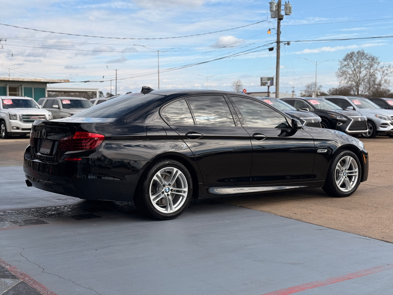 BMW 5-Series 528i 2015