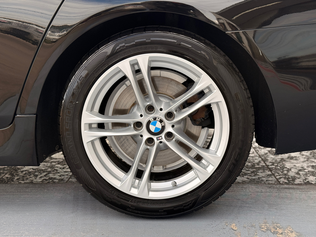 BMW 5-Series 528i 2015