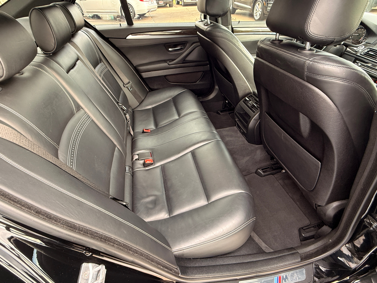 BMW 5-Series 528i 2015