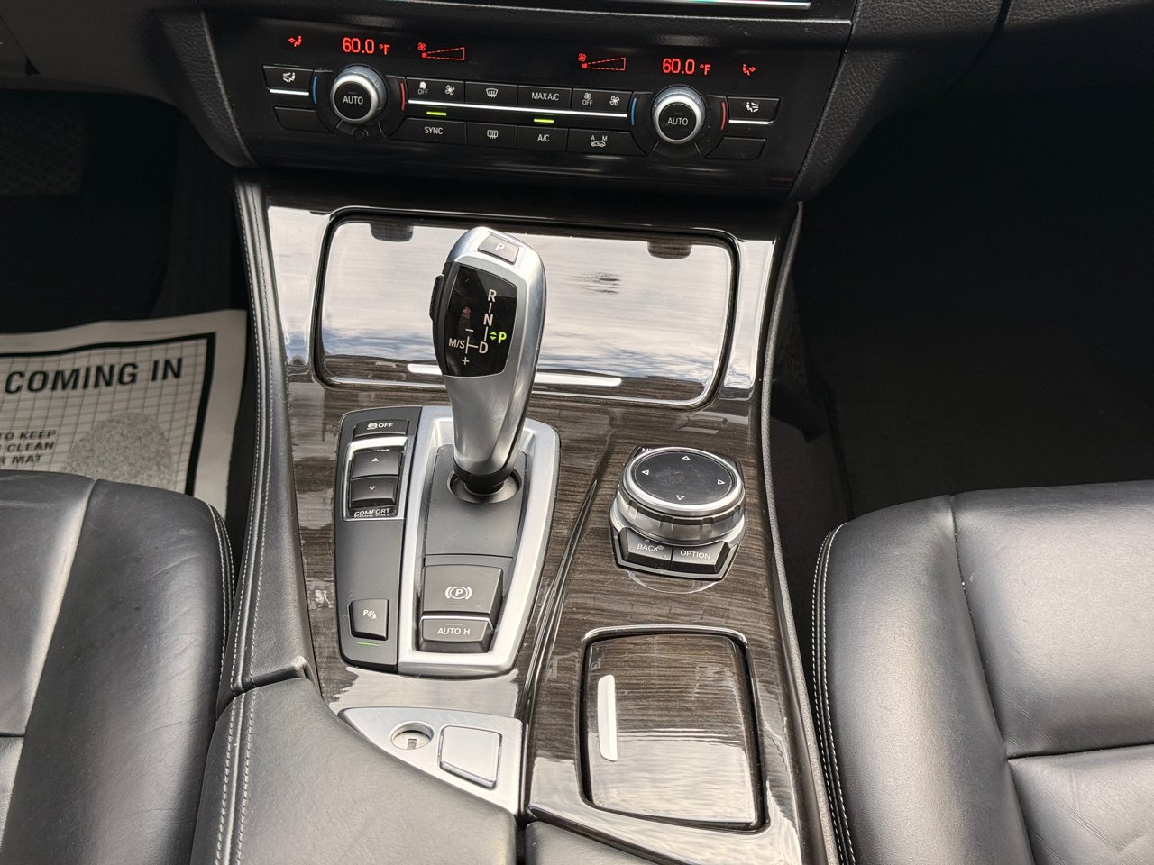 BMW 5-Series 528i 2015