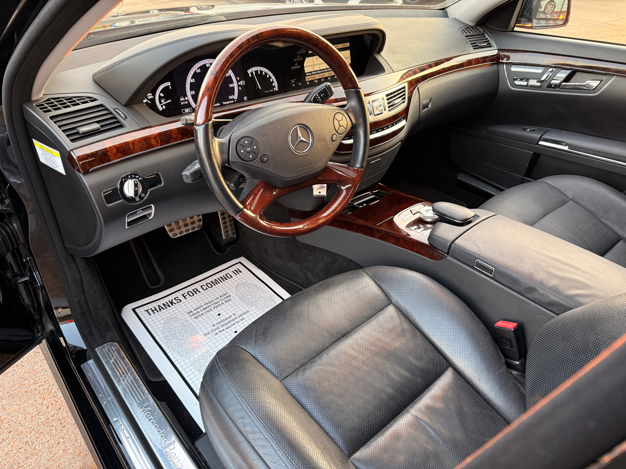 Mercedes-Benz S-Class S550 2012
