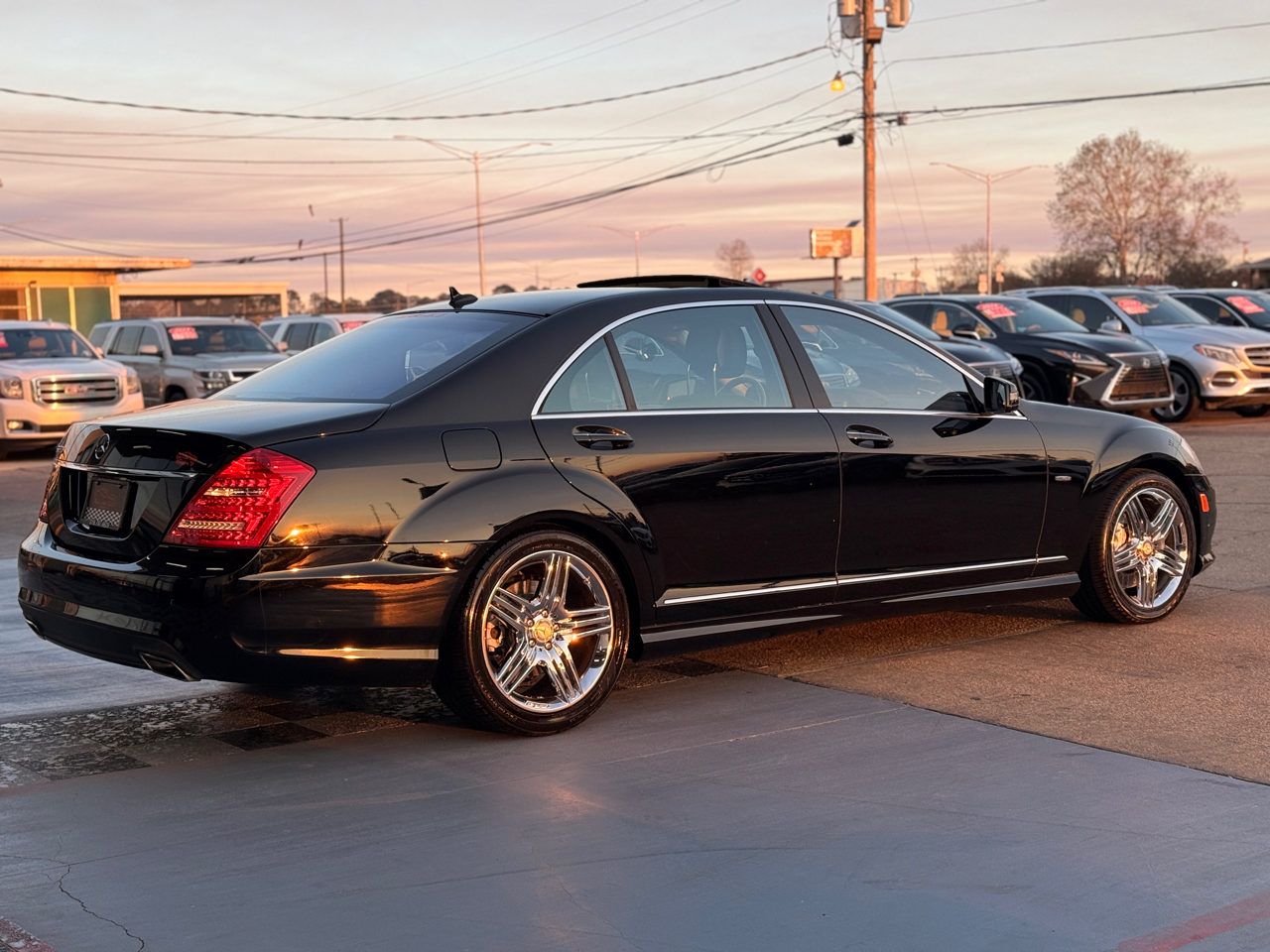 Mercedes-Benz S-Class S550 2012