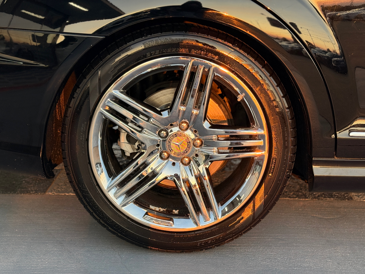 Mercedes-Benz S-Class S550 2012