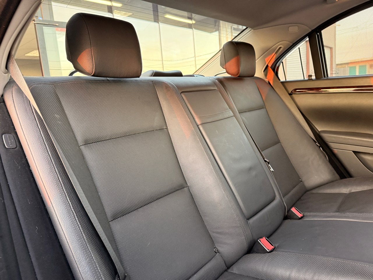 Mercedes-Benz S-Class S550 2012