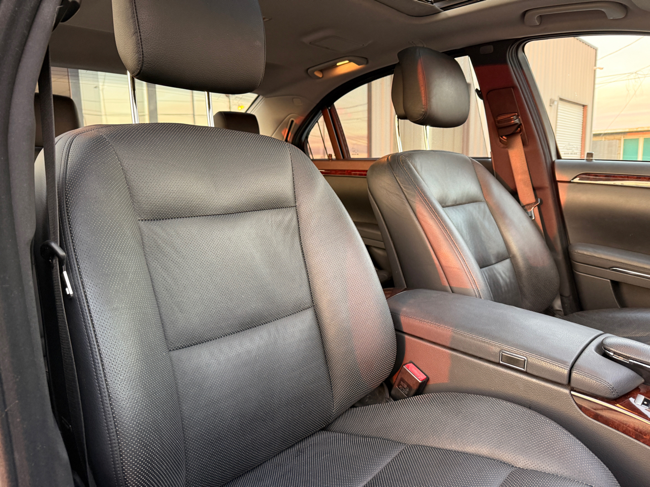 Mercedes-Benz S-Class S550 2012