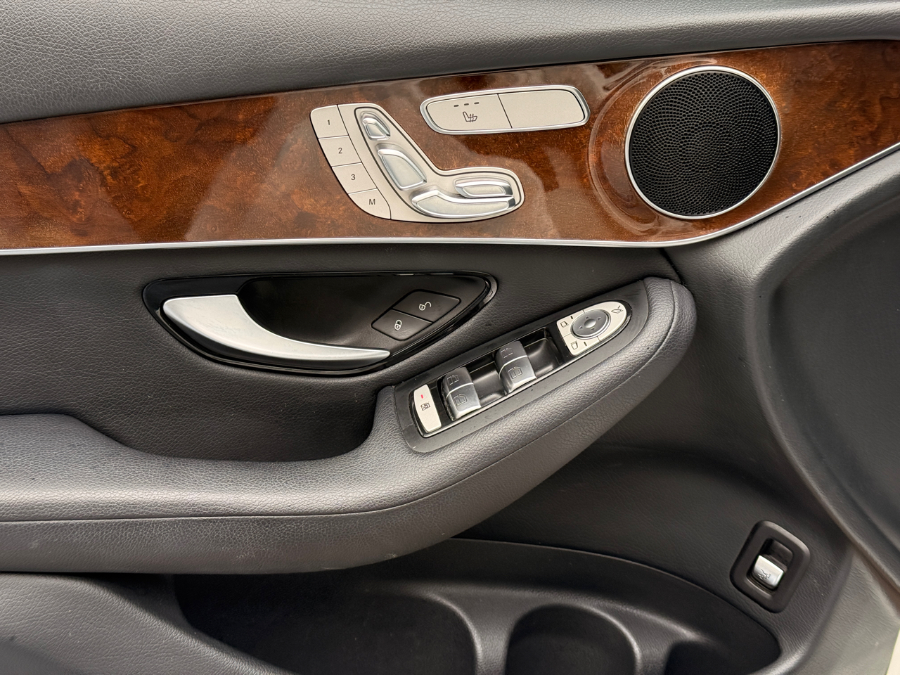 Mercedes-Benz GLC-Class GLC300 2017