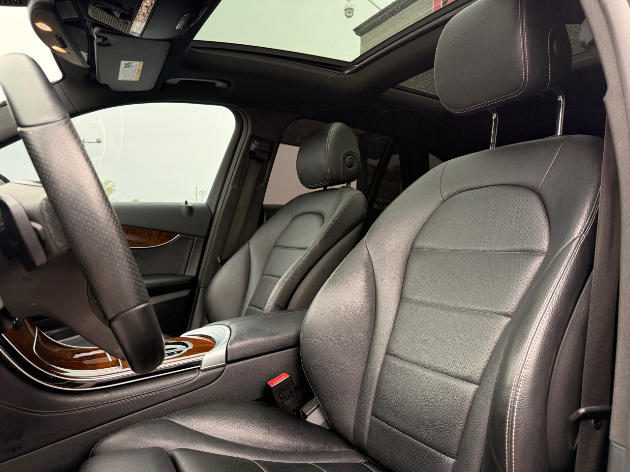 Mercedes-Benz GLC-Class GLC300 2017