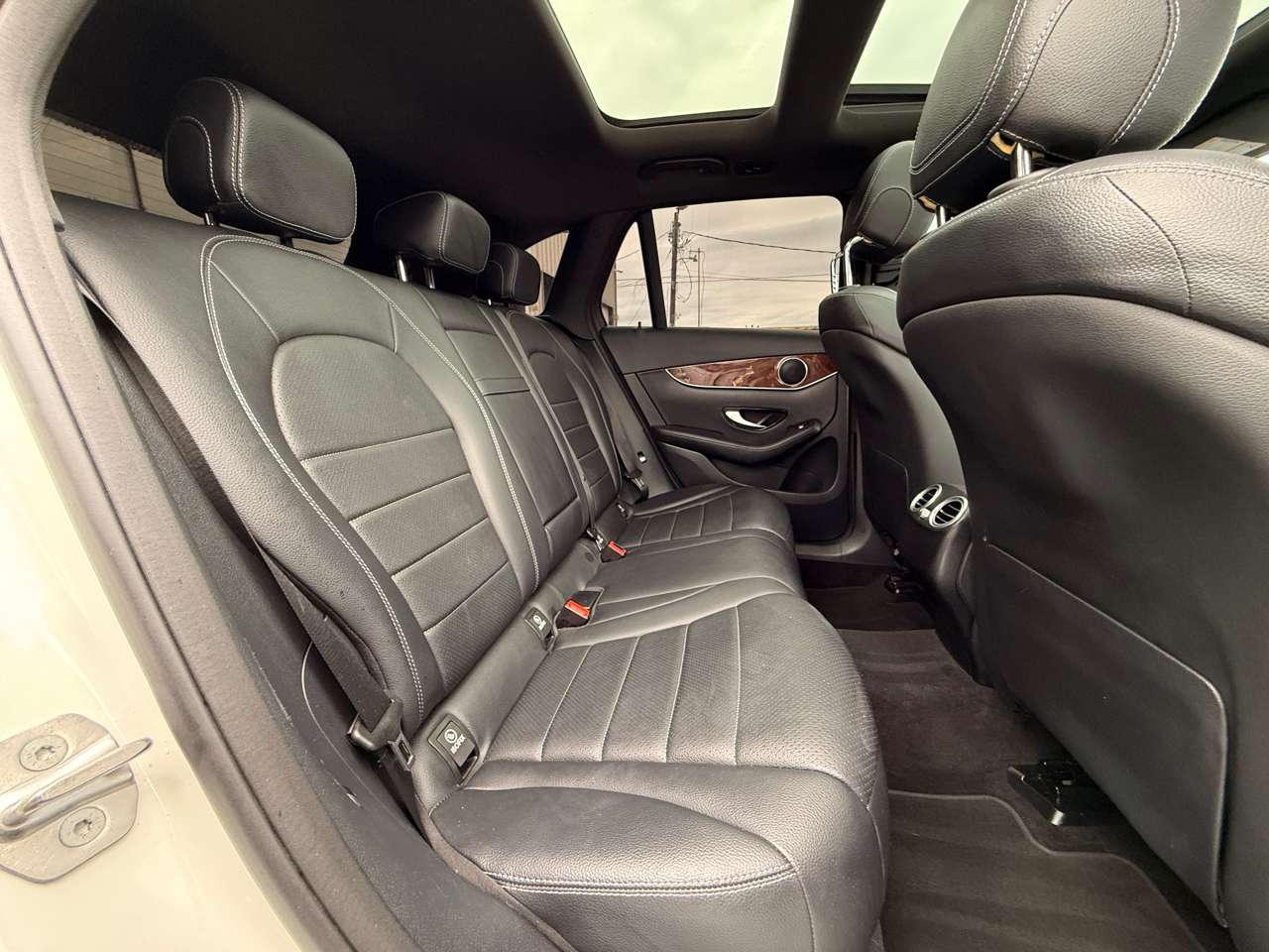 Mercedes-Benz GLC-Class GLC300 2017