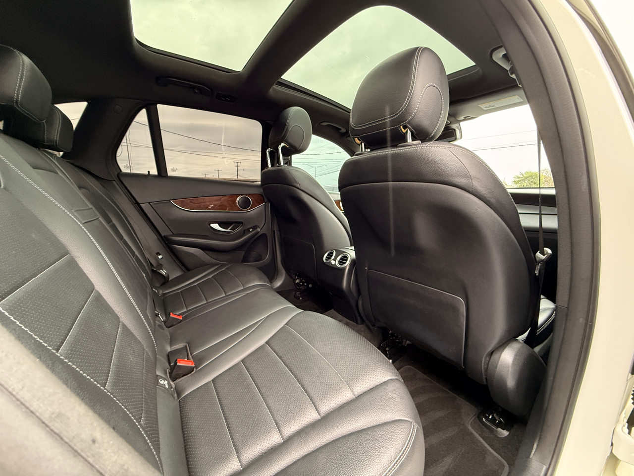 Mercedes-Benz GLC-Class GLC300 2017