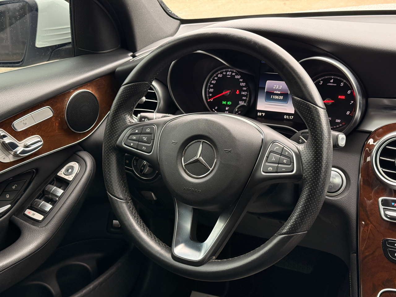 Mercedes-Benz GLC-Class GLC300 2017