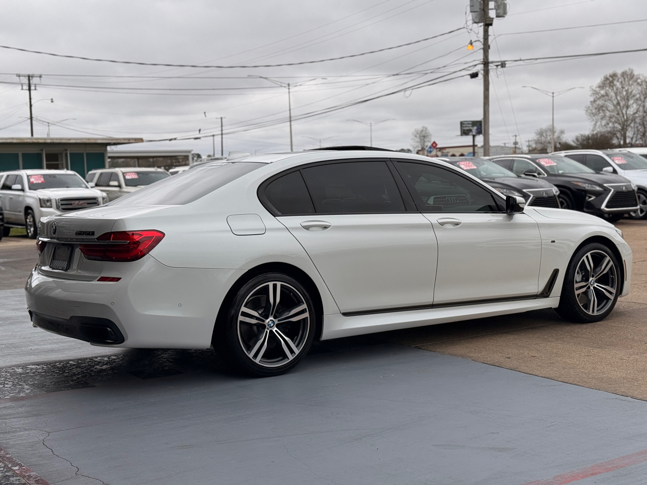 BMW 7-Series 750i 4D Sedan 2019