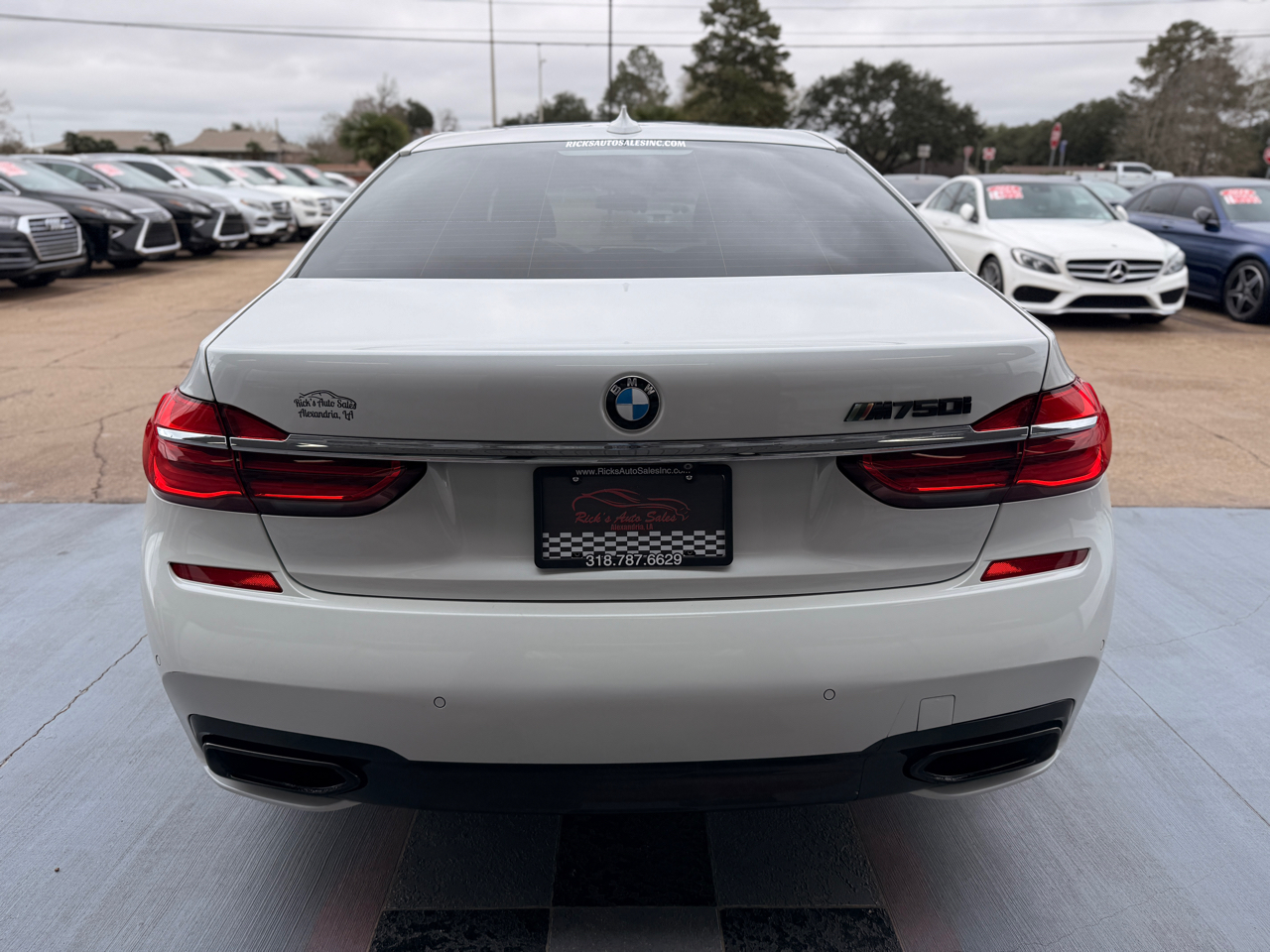 BMW 7-Series 750i 4D Sedan 2019
